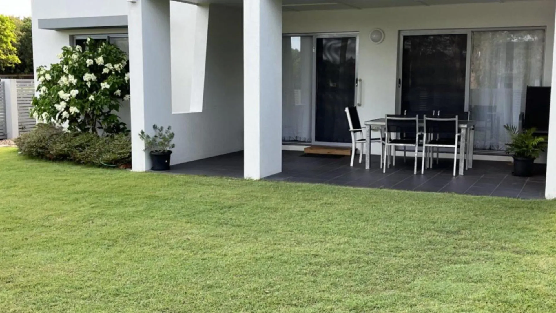 1 - 5A Coochin Street, Dicky Beach - 200M To Beach Caloundra